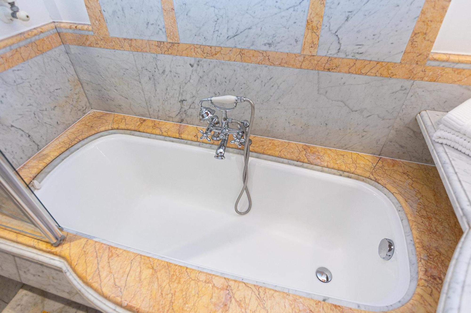 Timeroma Suites 外观 照片